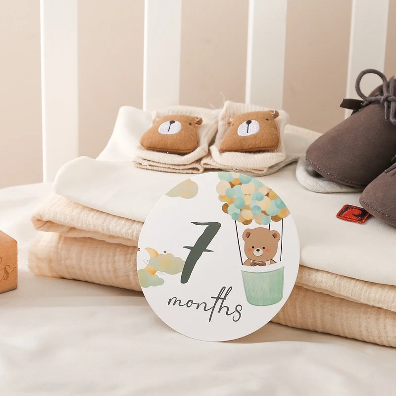 Newborn Milestone Cards Cartoon Bear Photography Props (0-12 Months)